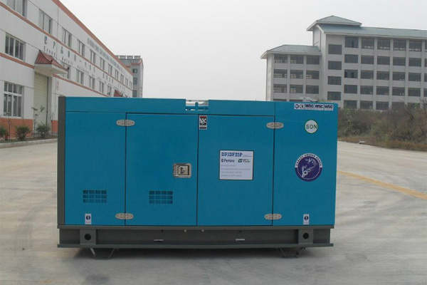 固原发电机租赁如何正确安装空气滤清器？