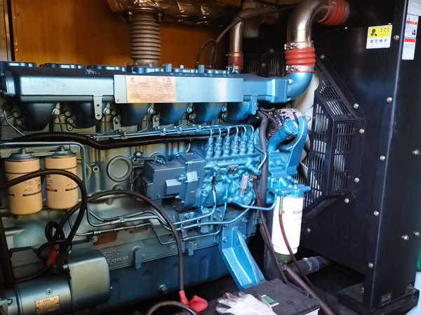 固原磷酸铁锂蓄电池的使用寿命与哪些因素有关？